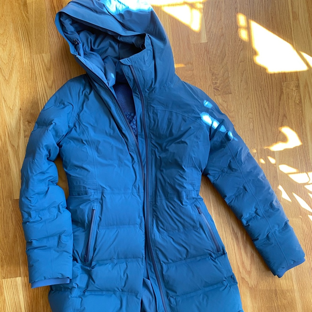 lululemon sleet street jacket blue